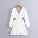 Break French Elegant Wind 2025 Spring New Fashion Design Deep V Lace Hollow Dress