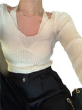 2025 New Long-Sleeved Slim V-Necked Two Knitted Shirt Top Women Feel The Bottom