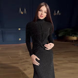 The Autumn Of 2025, The New Women's High-Necked Folded Waist Fashion Hot Diamond