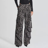 Toloer And Summer 2024 New Leopard Print Multi-Pocket Decorative Design Feel Tooling Denim Casual Pants Women-Outfit