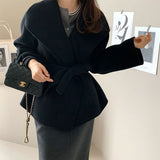 Chic Autumn And Winter Retro Temperament Feel Big Collar Hair Coat With Small