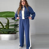 The Autumn Of 2025, The New Women's Fashion Hit The Color Of The Lazy Wind Casual Knitwear Two