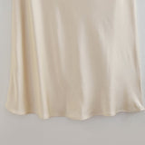 New Summer Dress With Detachable Decal Collar And Bare Back-Outfit