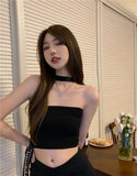 Girls Take Pictures Of Thin And Beautiful Women In The Wind Hanging Neck Small Sling Vest Women In The Summer New Outer Wear