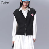 Women Knitted Vest 2022 Spring Sleeveless V Neck Flower Brooch Elegant Korea Style Knitwear Stacking Cardigan