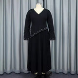 New V-Necked Horn Sleeve Simple A-Character Dress Party Banquet Nail Dress