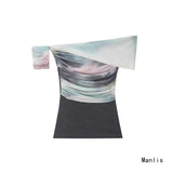 2025 Spring New Dizzy Mesh Knitting Splicing Shoulder Lady T-Shirt Folded