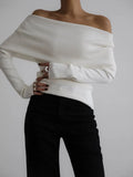Women's Fall/Winter 2025 Long-Sleeved Knitted Bottom Shirt With A Word Of The Shoulder Sex-Repair And Exposed