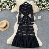 The Age Of Fresh Spring And Summer Holiday Wind Short Flying Sleeve Slings Slings + High-Waisted Wrinkles Skirt Two